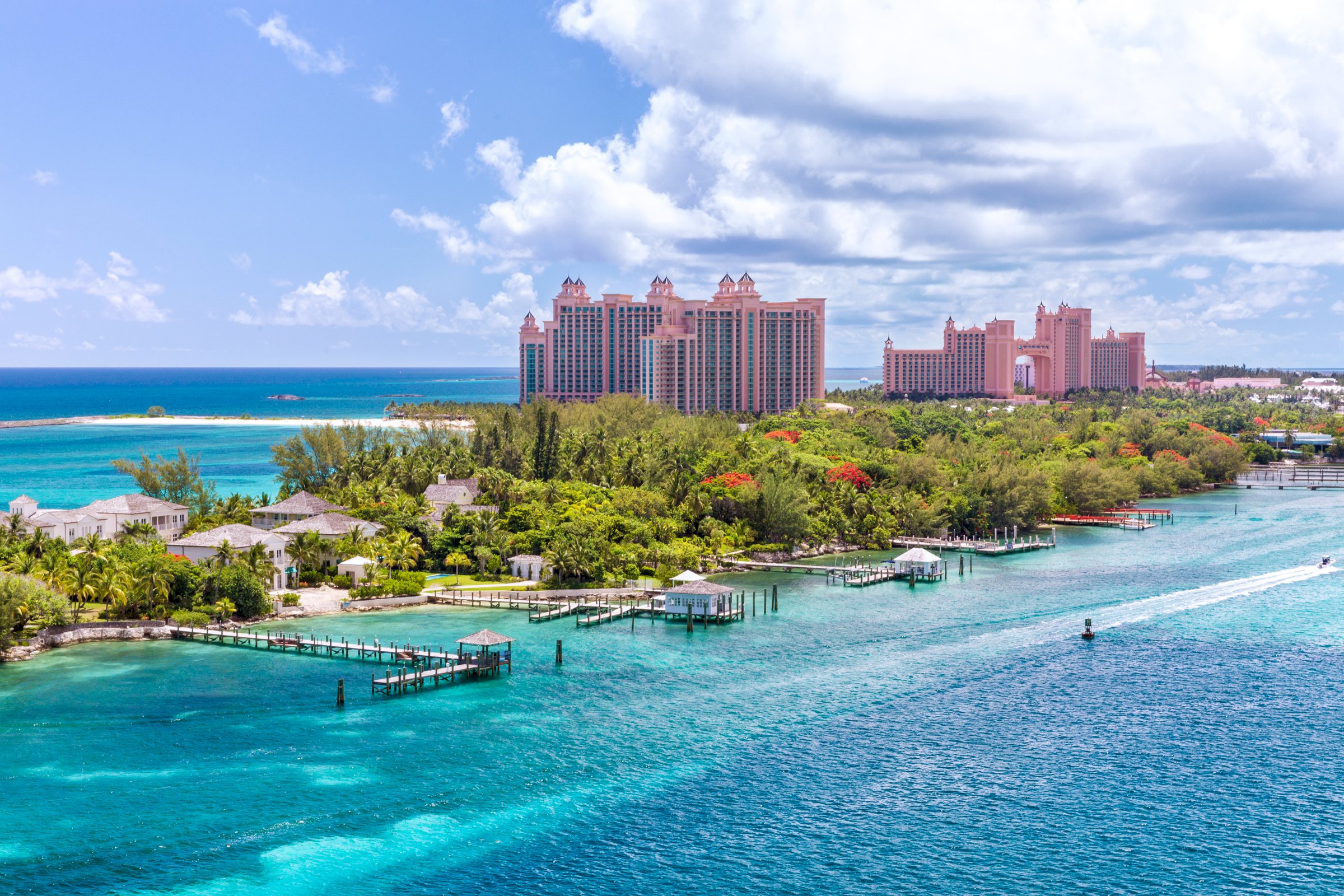 Nassau – Pola Damonte/Shutterstock