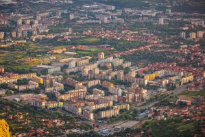 Sliven – Valentin Valkov / Shutterstock
