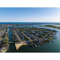 Long Island – Audley C Bullock / Shutterstock