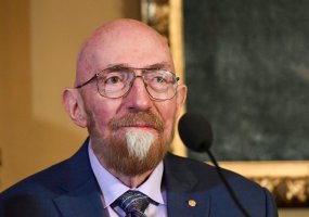 Kip Stephen Thorne, Stockholm (7.12.2017) – Profimedia.CZ