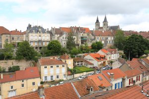 Chaumont – Traveller70 / Shutterstock