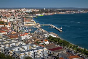 Setúbal – Luis Pedro Fonseca / Shutterstock