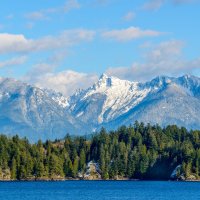 Přímořské hory – karamysh / Shutterstock