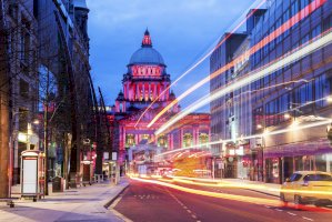 Belfast – Henryk Sadura / Shutterstock