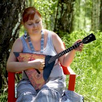 Hráčka na balalajku – stafichukanatoly / Pixabay.com