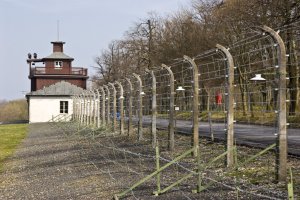 Buchenwald, památník koncentračního tábora – IURII BURIAK / Shutterstock