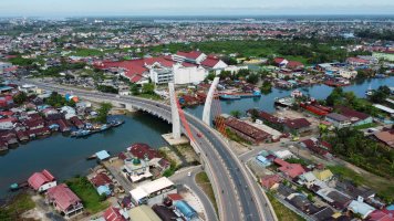 Bandjarmasin, most Sei Alalak – Totizz Art / Shutterstock