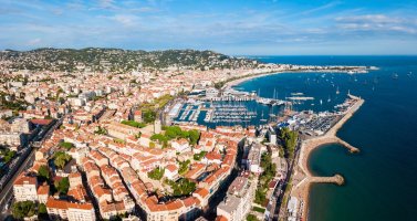 Cannes – saiko3p / Shutterstock