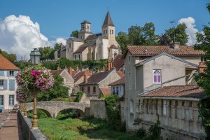 Châtillon-sur-Seine – Joost Adriaanse / Shutterstock