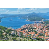 Město Lošinj na stejnojmenném ostrově – Phant / Shutterstock