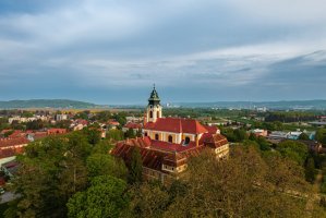 Svatý Gotthard – Geza Kurka_Hungary / Shutterstock