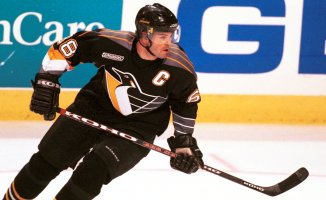 Jaromír Jágr v dresu klubu Pittsburgh Penguins (13.3.2000) – Profimedia.CZ