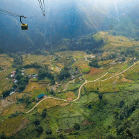 Phansipan – phac le / Shutterstock