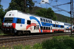 Elektrická jednotka 471.011, Karlštejn (5.8.2020) – Milan Sommer / Shutterstock