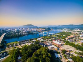 Chattanooga – Drone Trekkers / Shutterstock