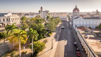 Cienfuegos – Julian Peters Photography / Shutterstock