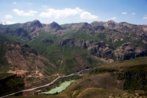 Pohoří Elborz – Photo Pari / Shutterstock