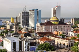 Manaus – Uwe Bergwitz / Shutterstock