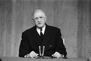 Charles de Gaulle na tiskové konferenci v Elysejském paláci v Paříži, kolem roku 1965 – Profimedia.CZ