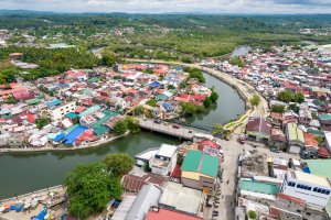 Calbayog – MDV Edwards / Shutterstock