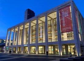 Lincoln Center – Plot Y Design / Shutterstock