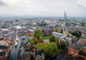 Chesterfield – Alexey Fedorenko / Shutterstock
