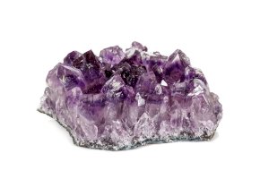 Ametystová drúza – Minakryn Ruslan / Shutterstock