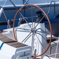 Kormidelní kolo – Timofeev Vladimir / Shutterstock