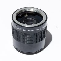 Optický konvertor, 3× zvyšující ohniskovou vzdálenost objektivu – seeshooteatrepeat / Shutterstock