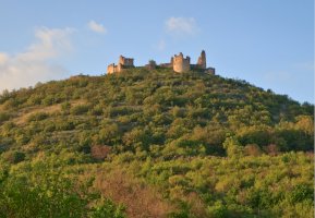 Turniansky hrad – ingridagrants / Shutterstock