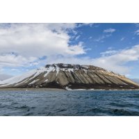 Severovýchodní země, záliv Palanderbukta – GTW / Shutterstock