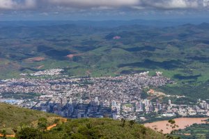 Governador Valadares – Marco Paulo Bahia Diniz / Shutterstock