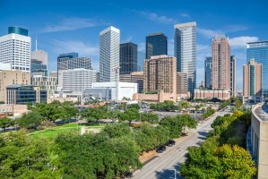 Houston – Trong Nguyen / Shutterstock