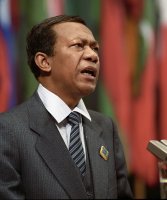 Didier Ratsiraka, prezident Madagaskarské demokratické republiky, při projevu na 9. summitu Hnutí nezúčastněných v Bělehradě, 5. září 1989 – Profimedia.CZ