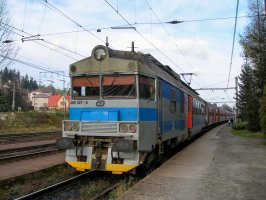 Elektrická jednotka 460.027, Mosty u Jablunkova – Bartosz Dziugiel / Shutterstock