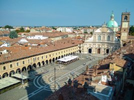 Vigevano – DellacquaRita / Shutterstock
