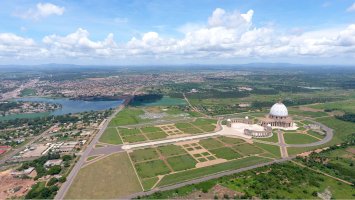 Yamoussoukro – Agre guy thony roger / Shutterstock