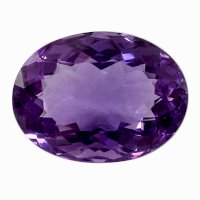 Broušený ametyst – sudjai banthaothuk / Shutterstock