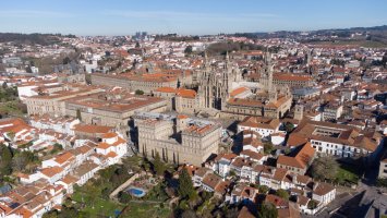 Santiago de Compostela – iago viana gonzalez / Shutterstock