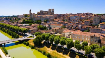 Aubervilliers – Iakov Filimonov / Shutterstock