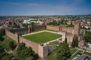 Villafranca di Verona – Andrea Berg / Shutterstock