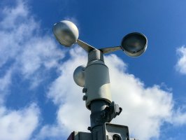 Meteorologický miskový anemometr – Claudia Harms-Warlies / Shutterstock