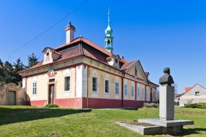 Zlonice, památník Antonína Dvořáka – Profimedia.CZ