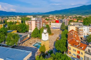 Botevgrad – trabantos / Shutterstock