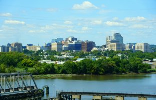 Wilmington – Khairil Azhar Junos / Shutterstock