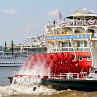 Kolesová loď, detail kolesa v ose lodi – Vicki L. Miller / Shutterstock