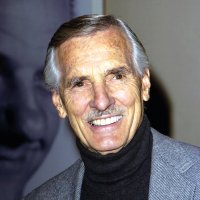 Dennis Weaver, Beverly Hills (11.11.2004) – Everett Collection / Shutterstock
