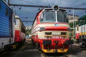 Elektrická lokomotiva 230.035, Brno (21.6.2014) – BalkansCat / Shutterstock