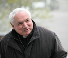 Jean-Marc Aveline, Lurdy (3.4.2025) – Profimedia.CZ