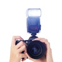 Blesk – Graphixo13 / Shutterstock